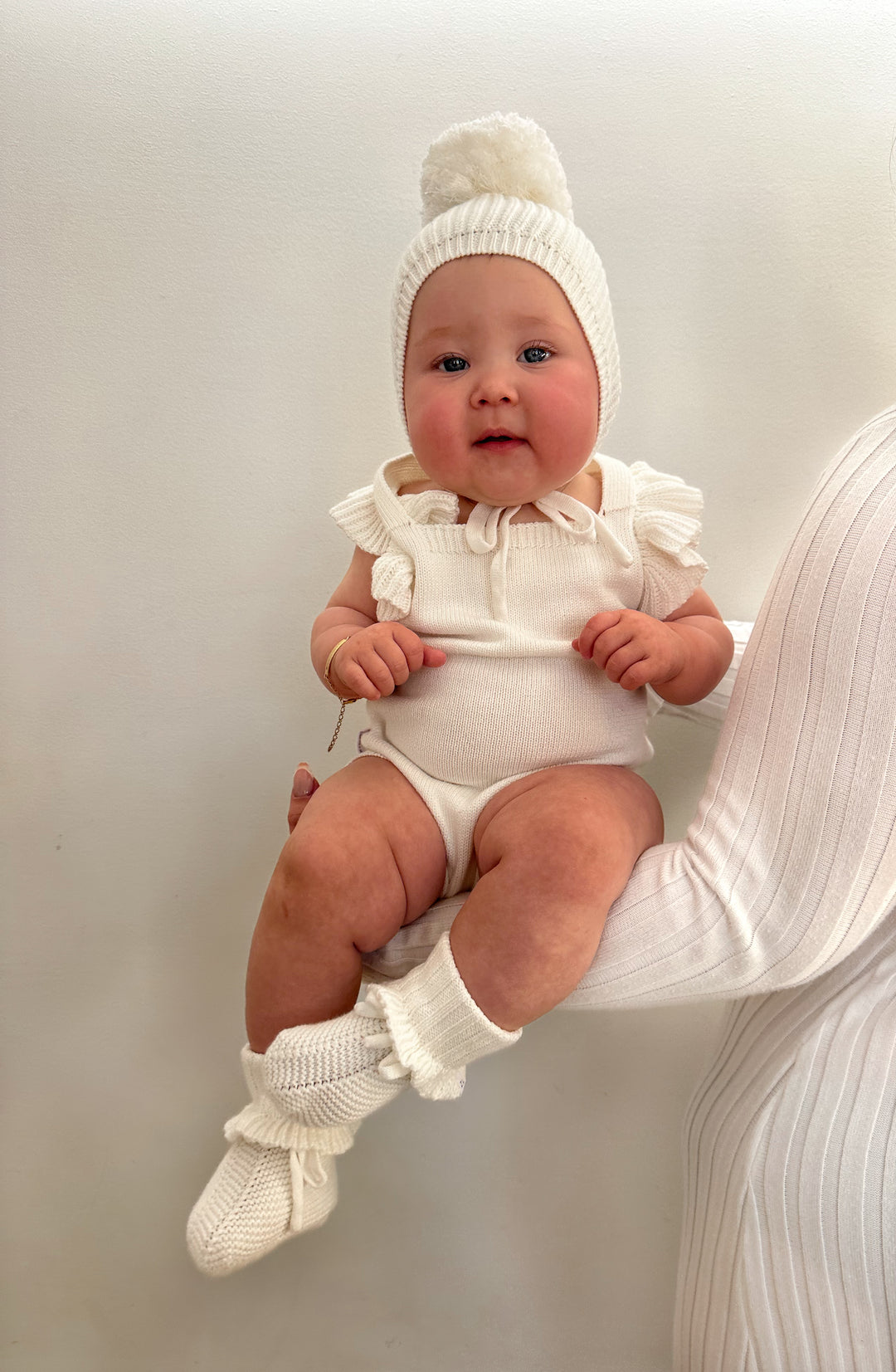 BOOTIES | MILK (FRILL)