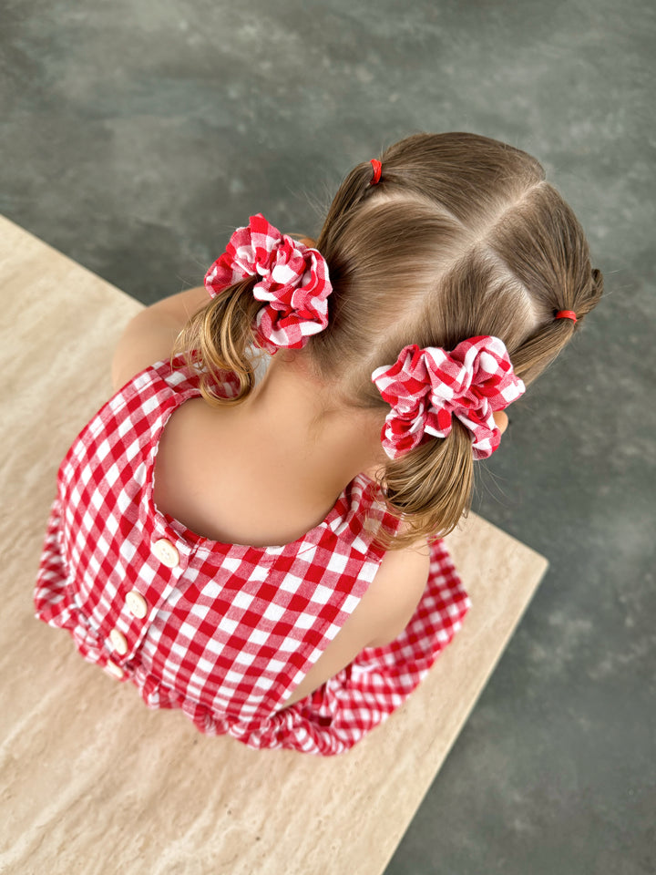 SCRUNCHIE | RED GINGHAM