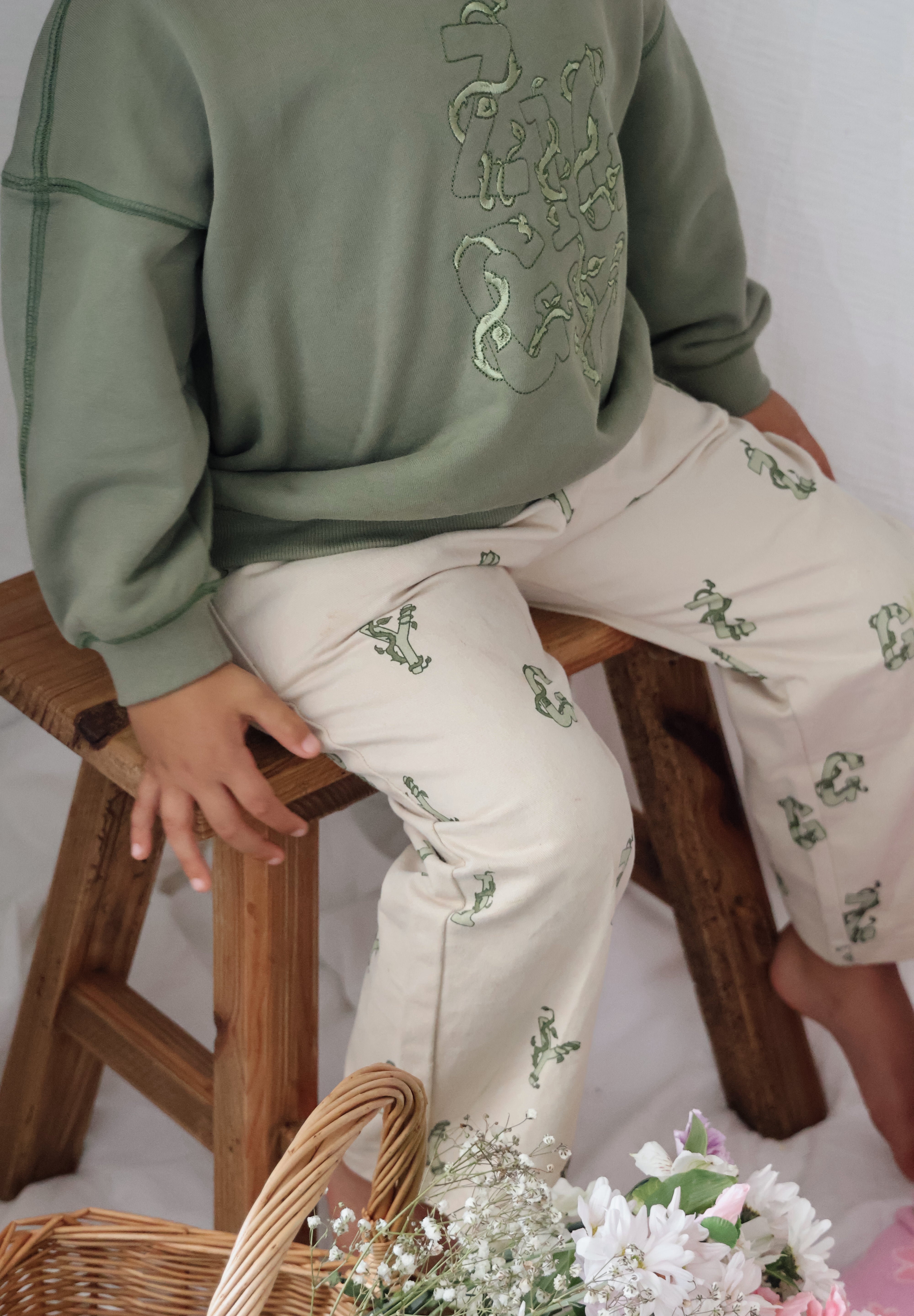 SWEATSHIRT VINES