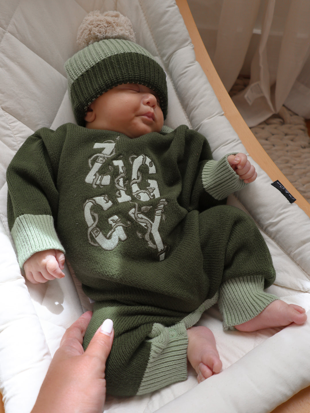 WINTER PLAYSUIT VINES