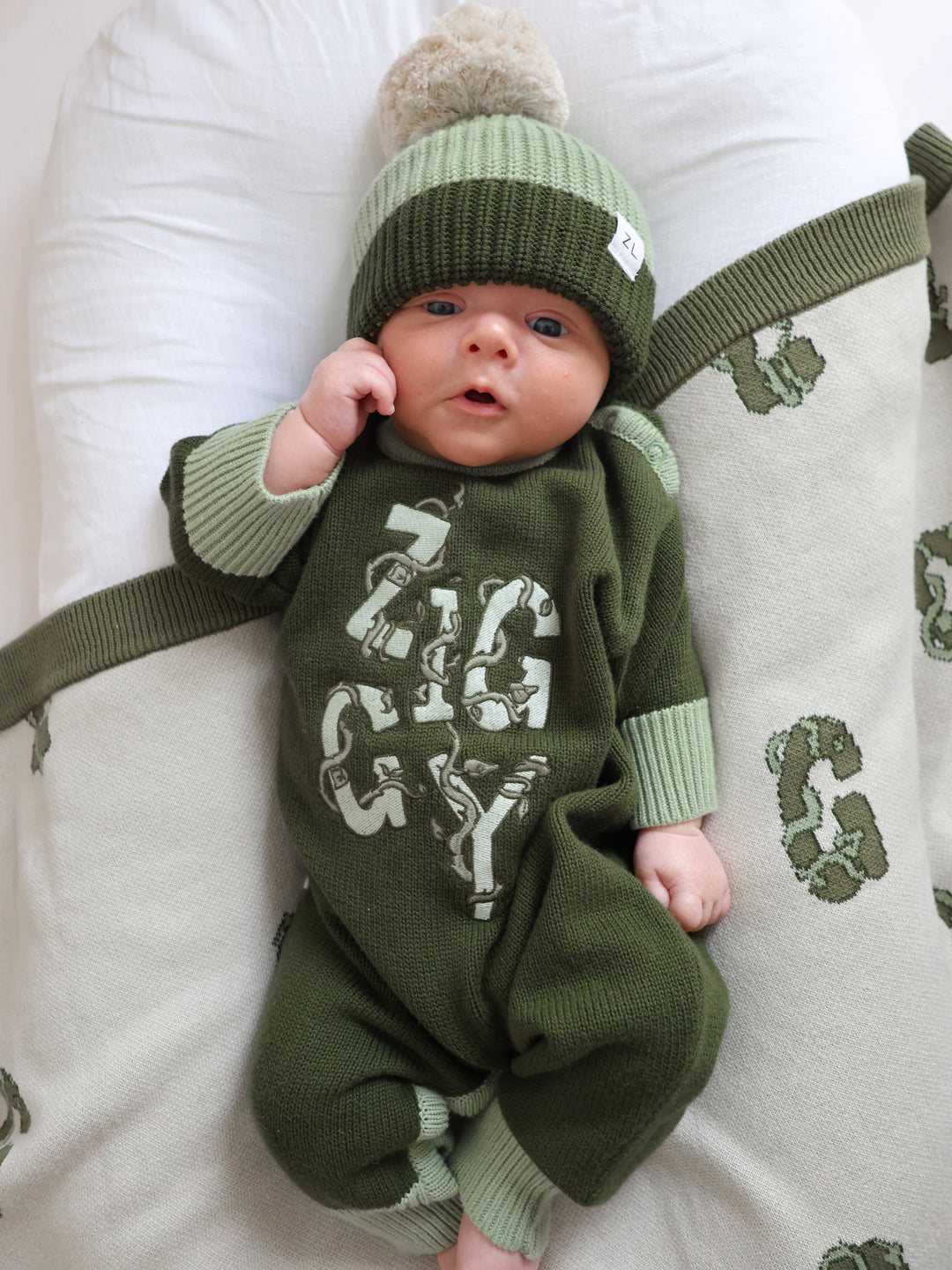 WINTER PLAYSUIT VINES