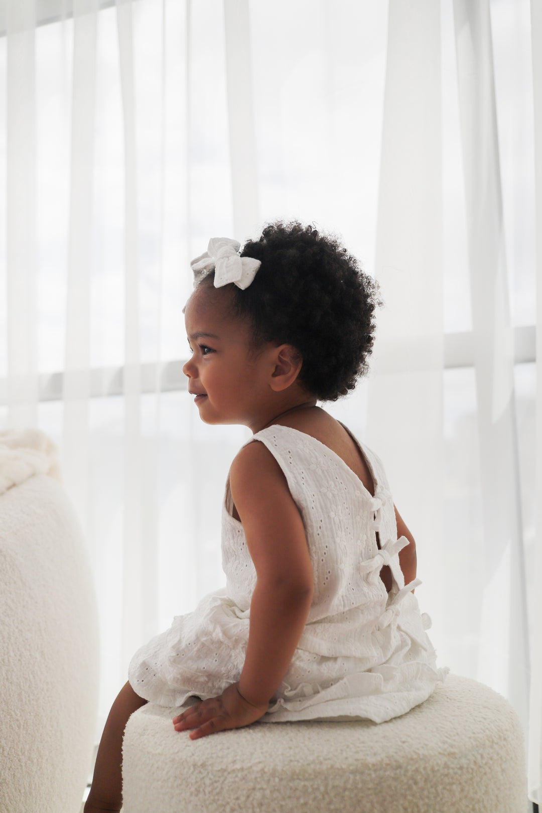 BOWS | LAUREL
