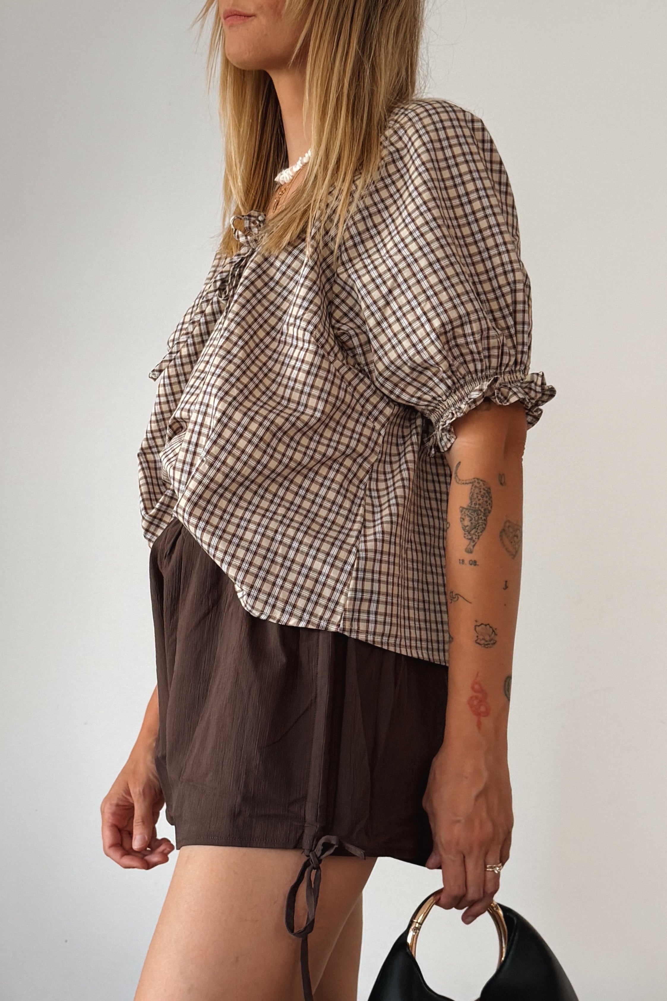 IMOGEN SHORTS TRUFFLE