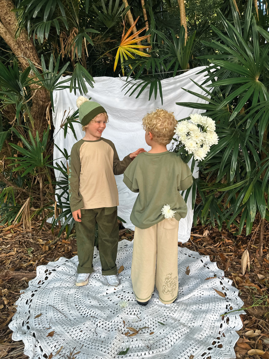 LONG SLEEVE TEE VINES