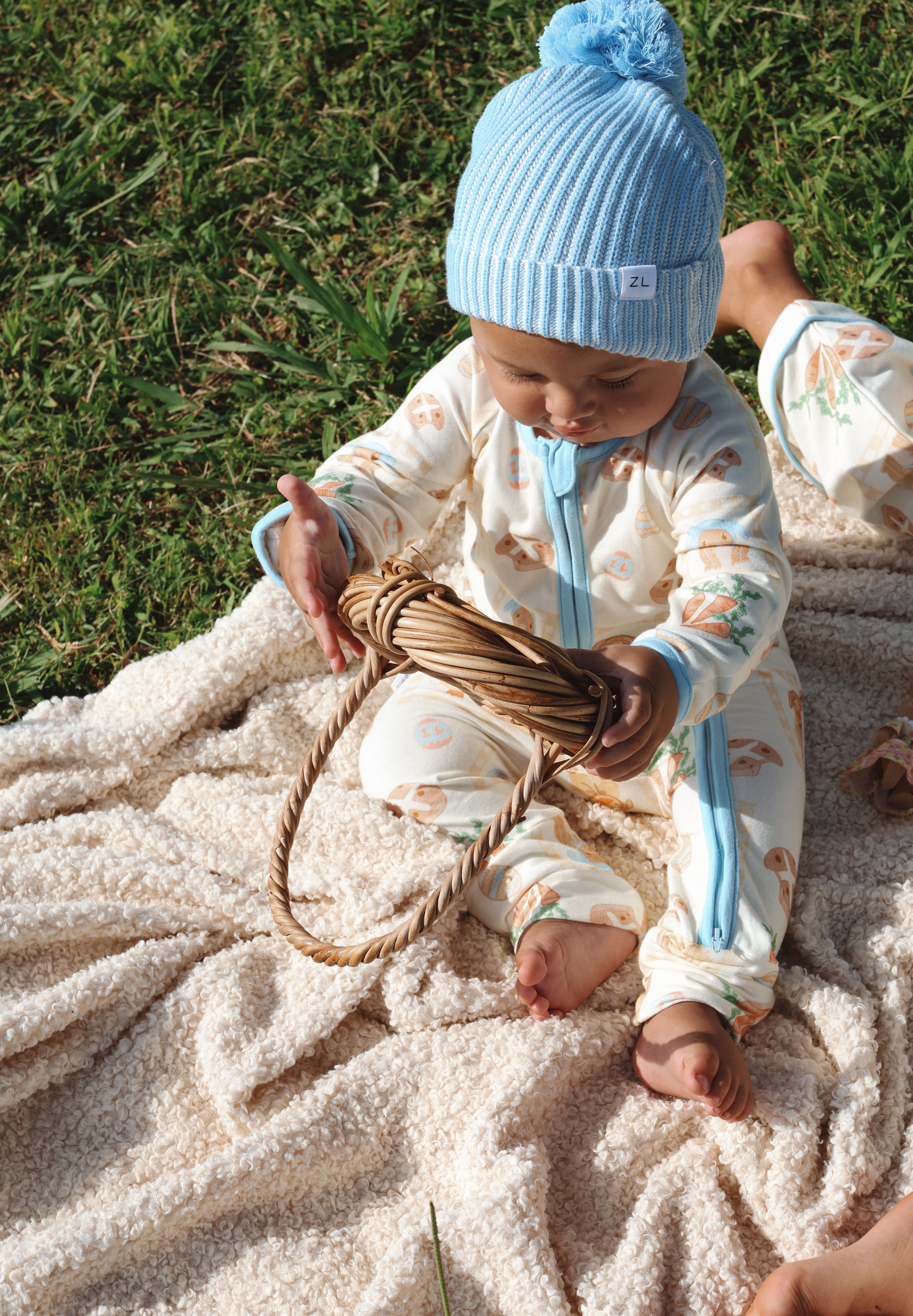 ONESIE | EASTER (BEAU)