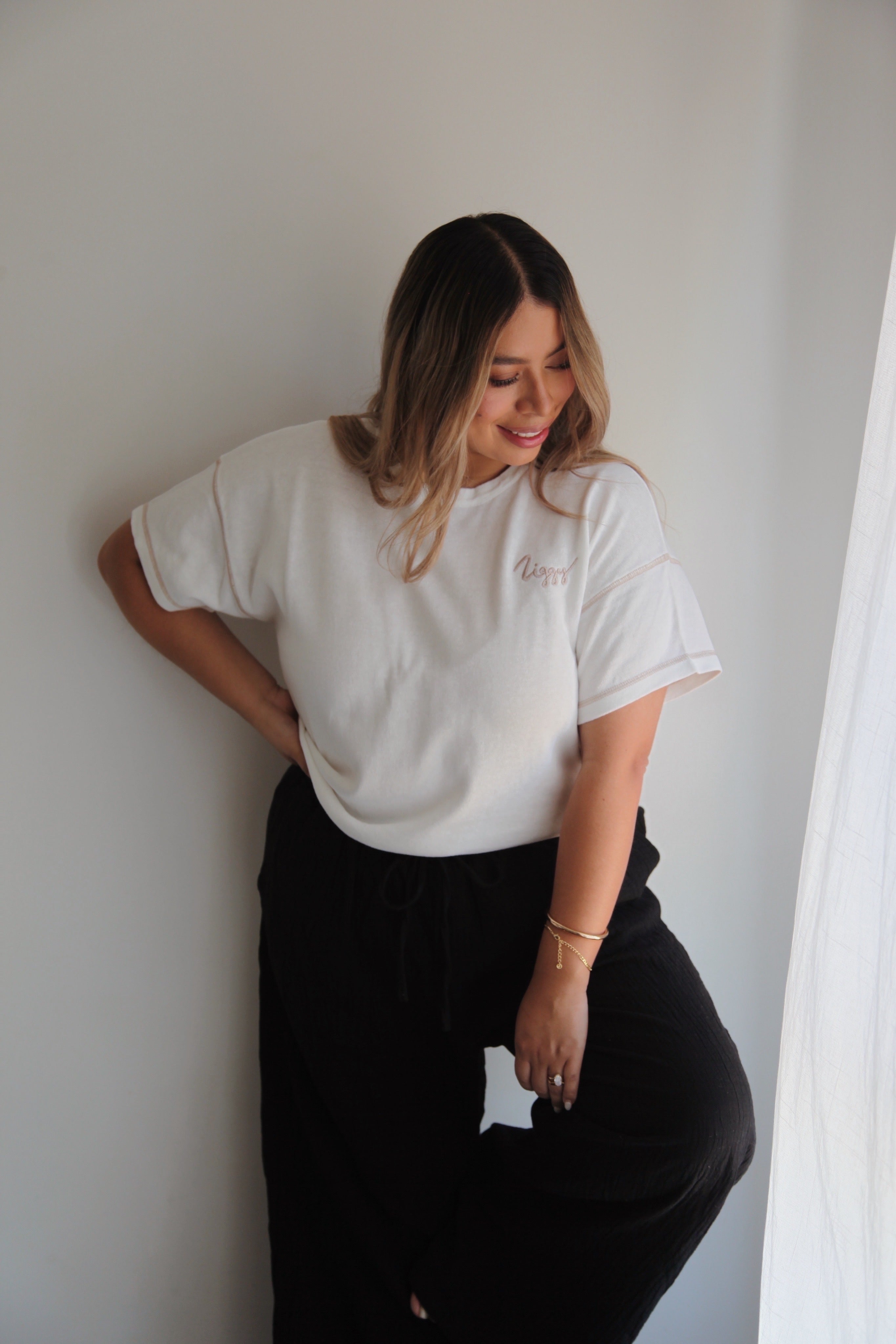 ESSENTIAL TEE JUNE