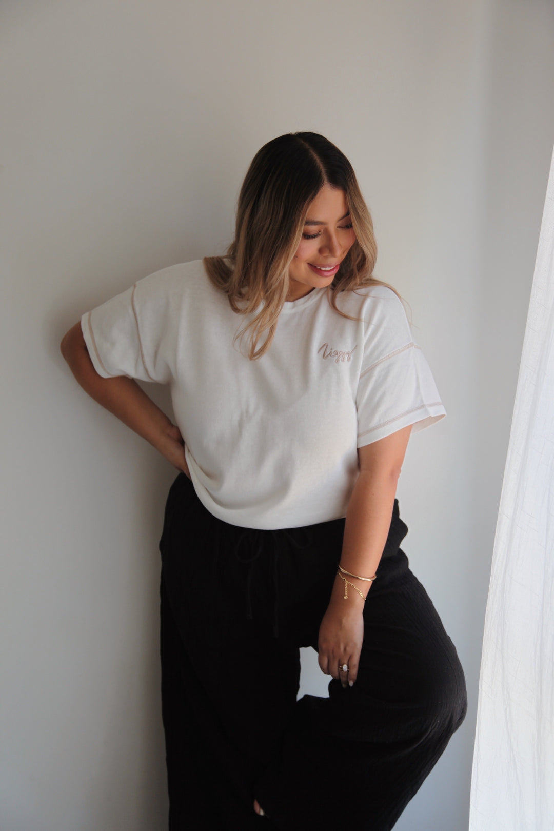 ESSENTIAL TEE JUNE