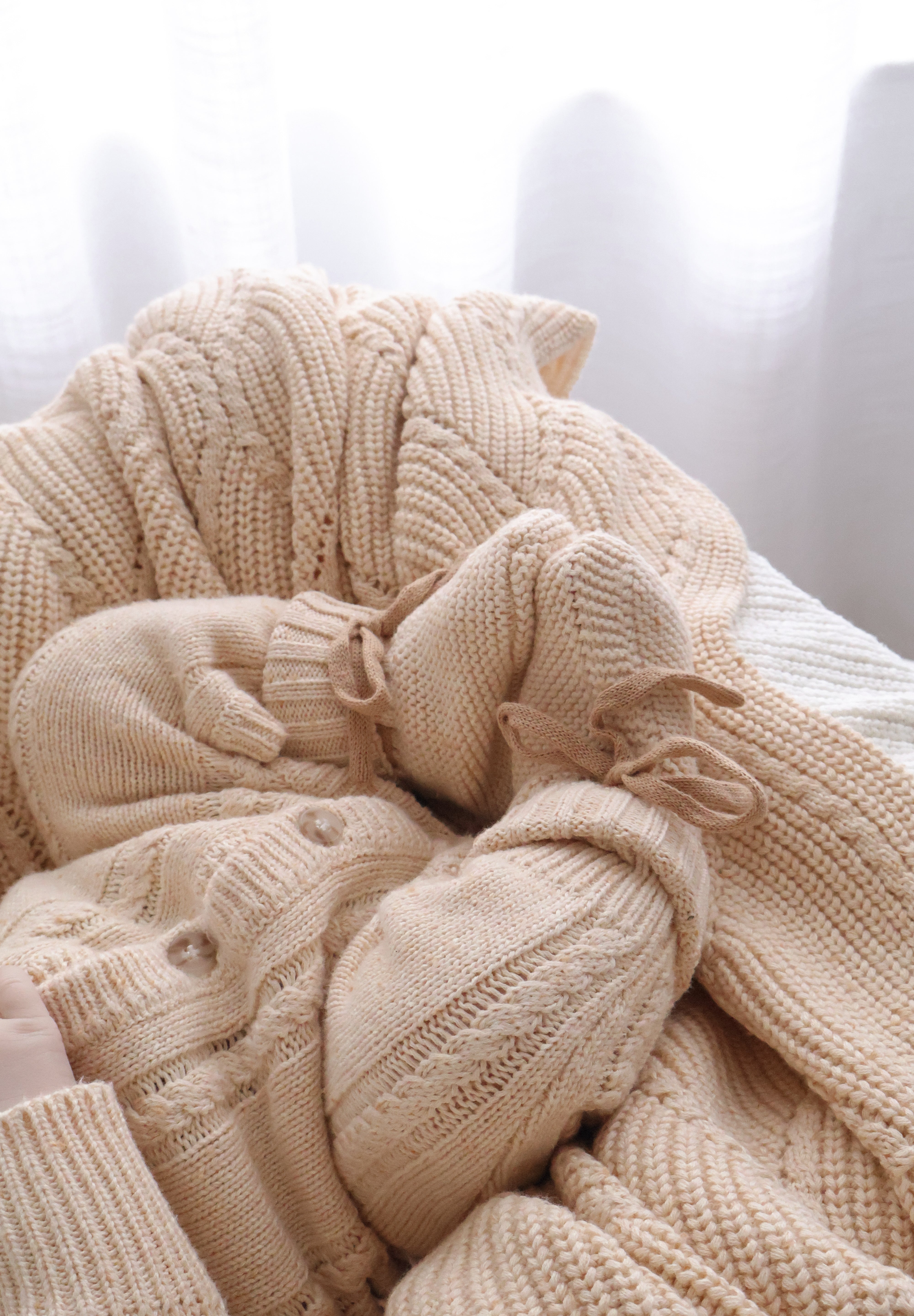CLASSIC KNIT ROMPER BISCOTTI FLECK