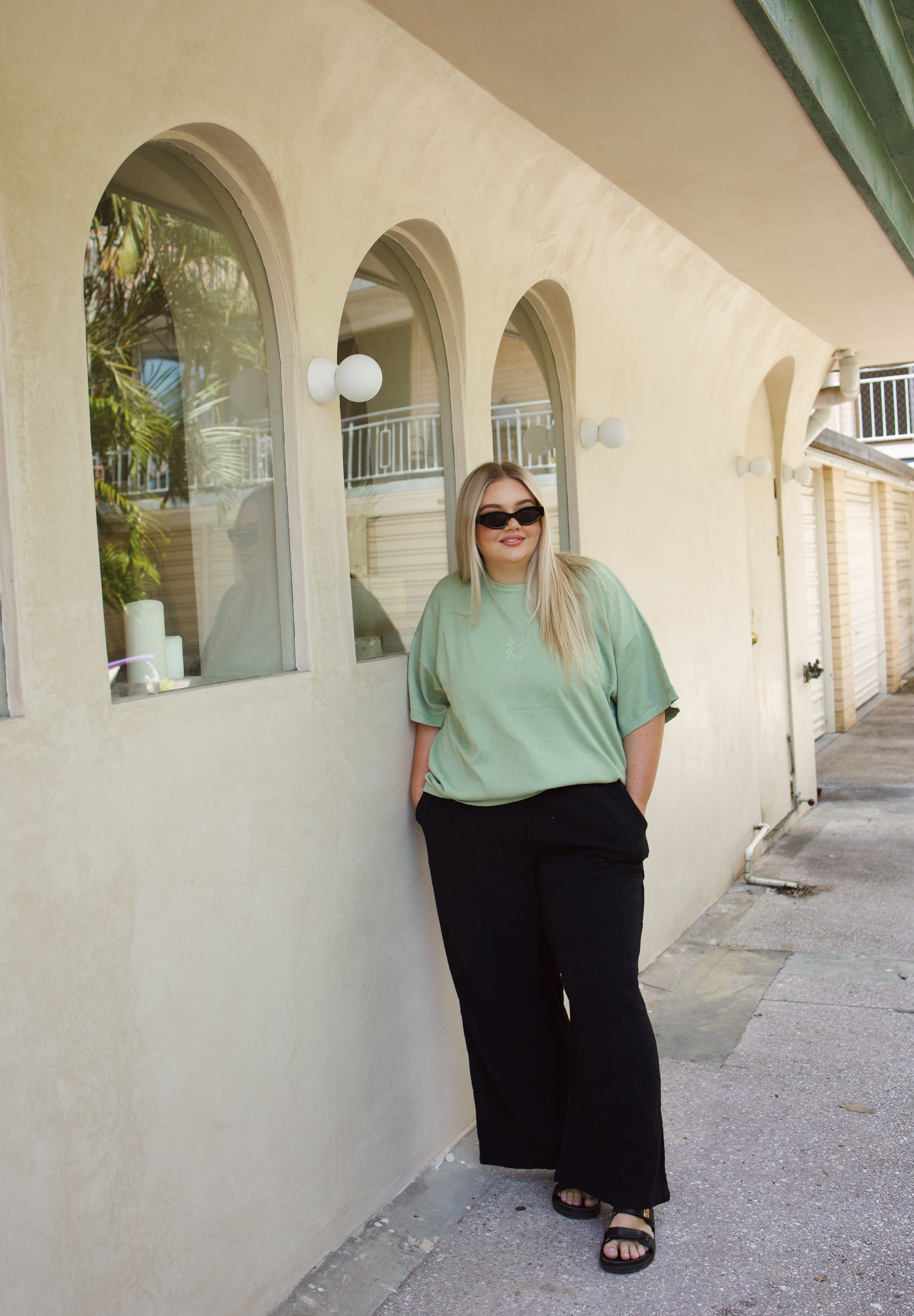 SIGNATURE TEE ALOE (WOMEN'S)