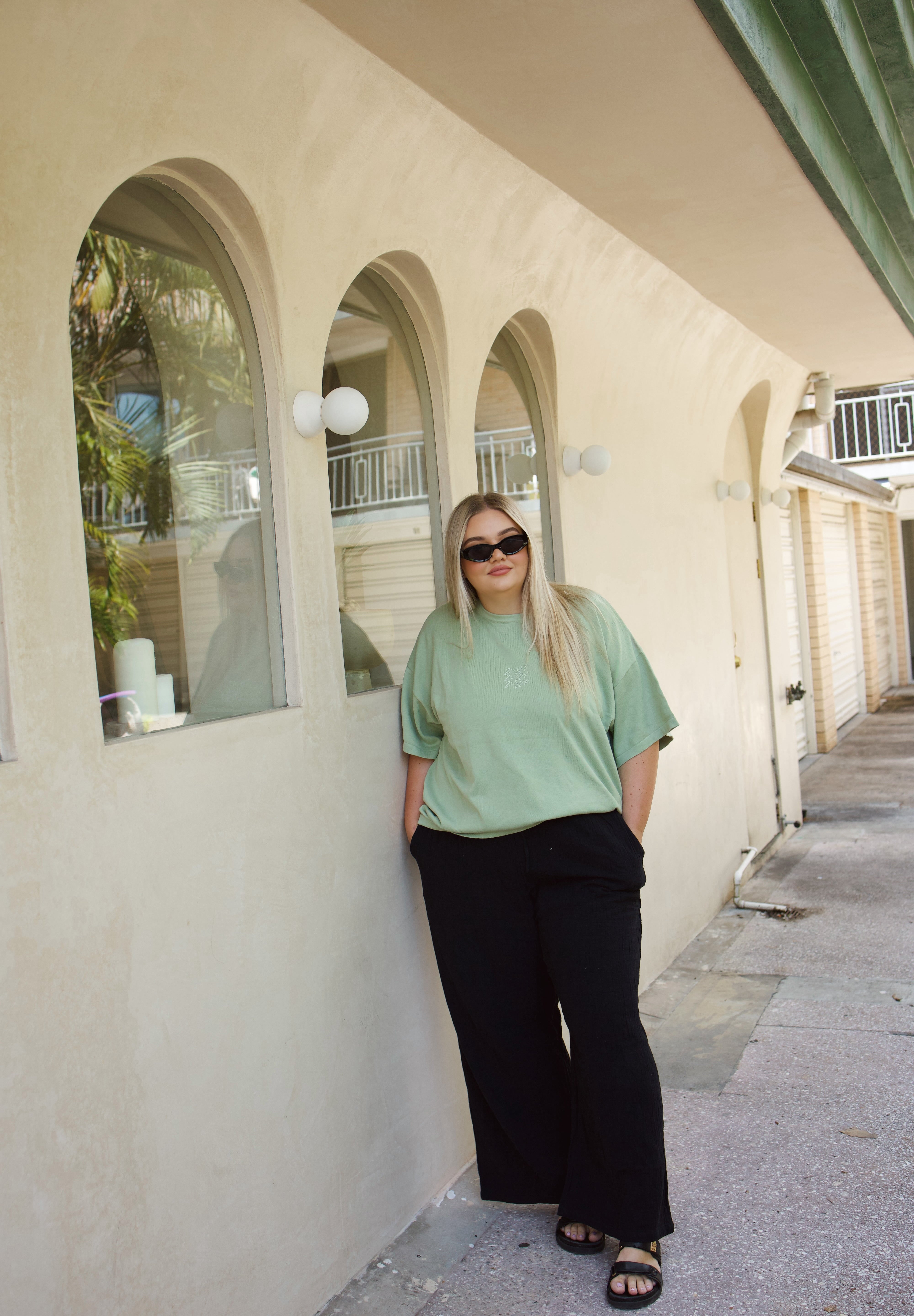 SIGNATURE TEE ALOE (WOMEN'S)