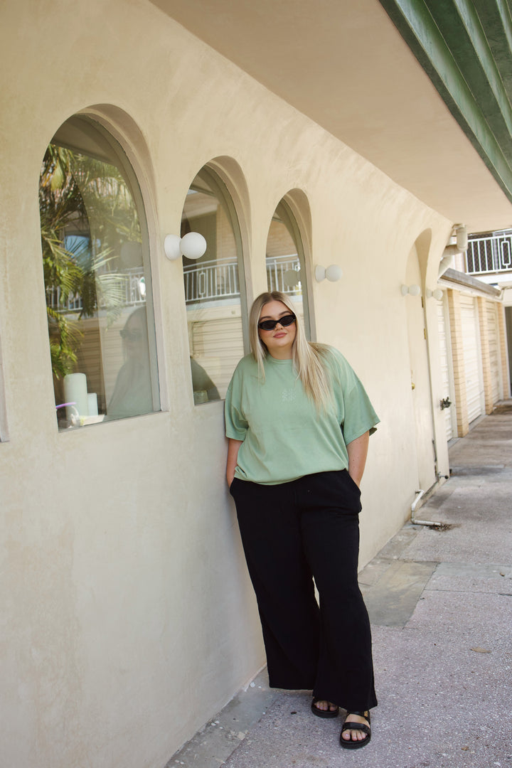 SIGNATURE TEE ALOE (WOMEN'S)