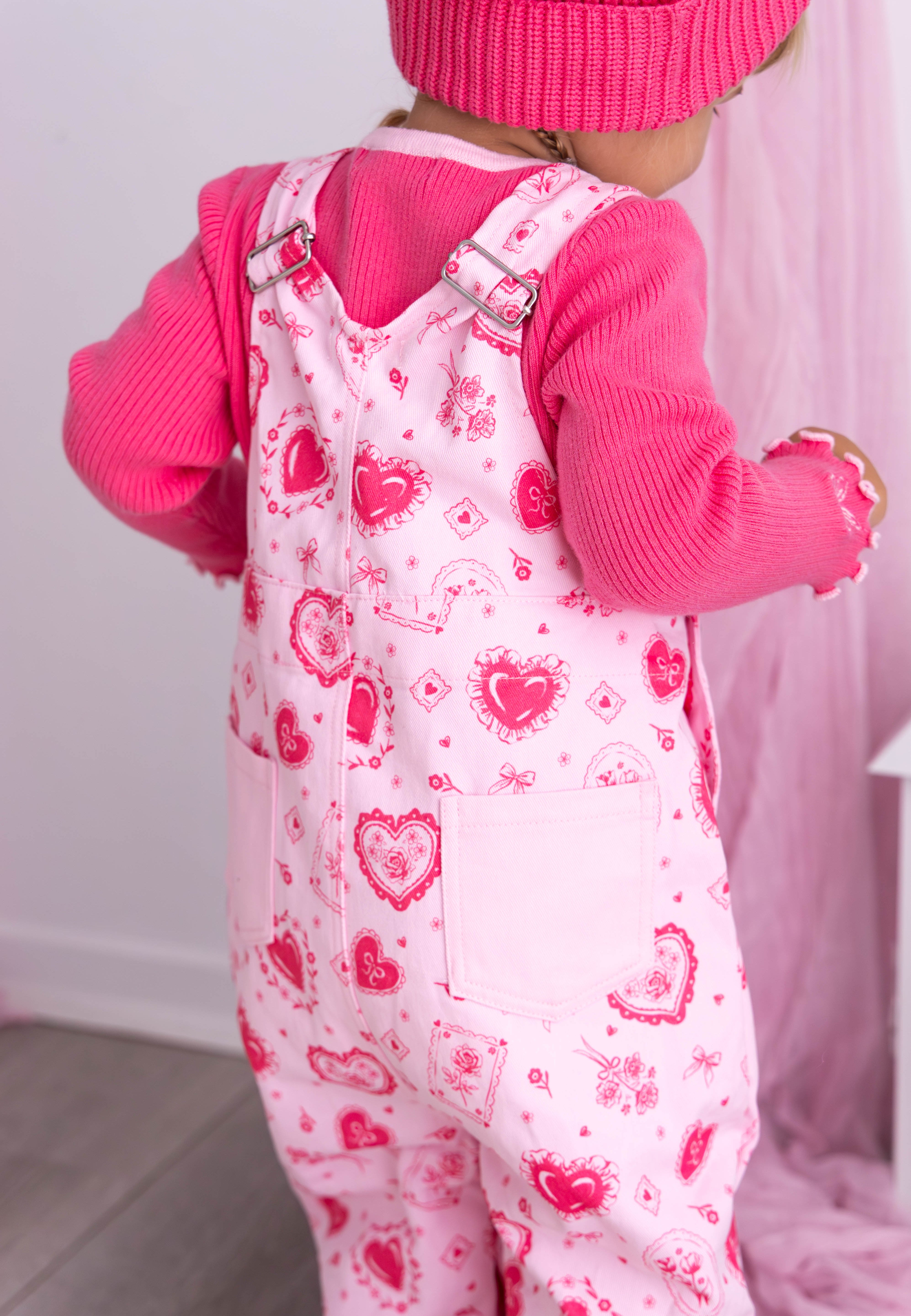 OVERALLS LOCKET