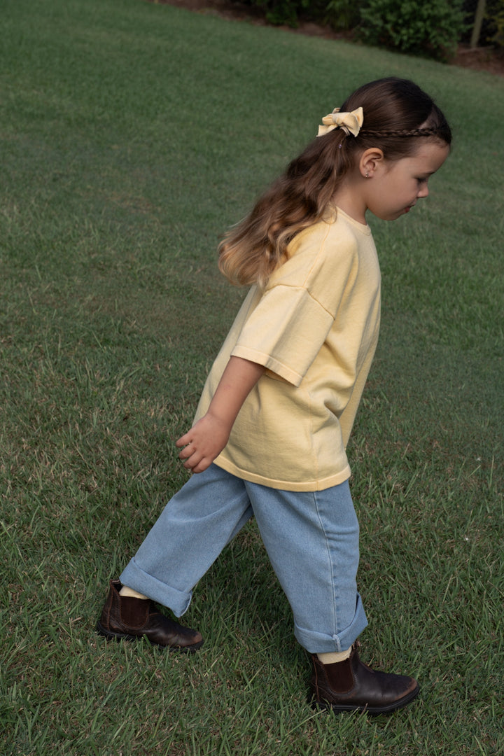 SIGNATURE TEE | BUTTER (KIDS)