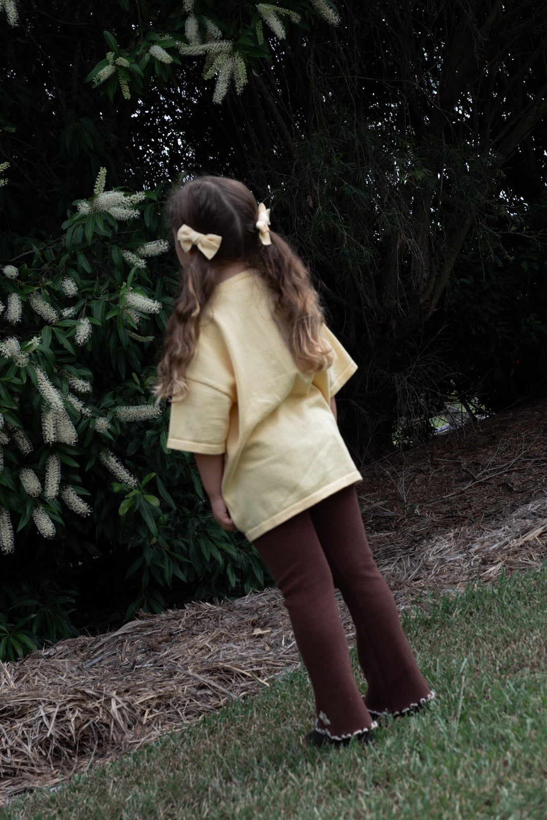 SIGNATURE TEE | BUTTER (KIDS)