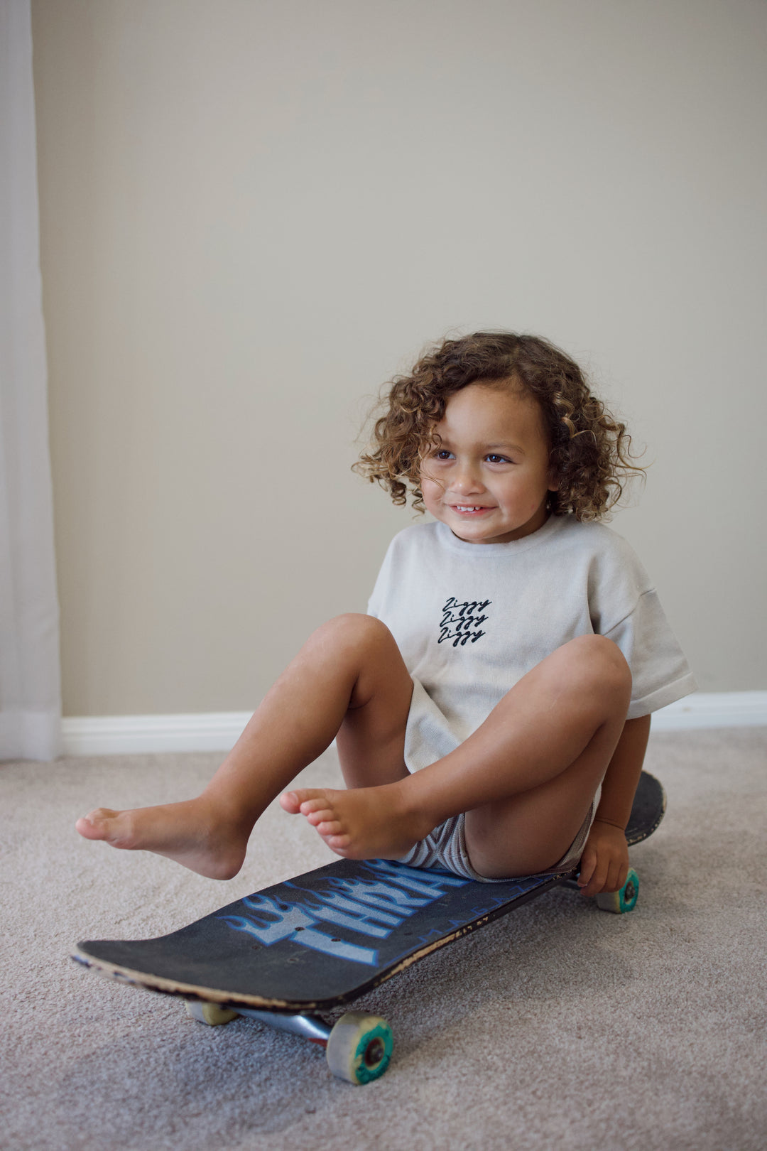 SIGNATURE TEE | DUSTY