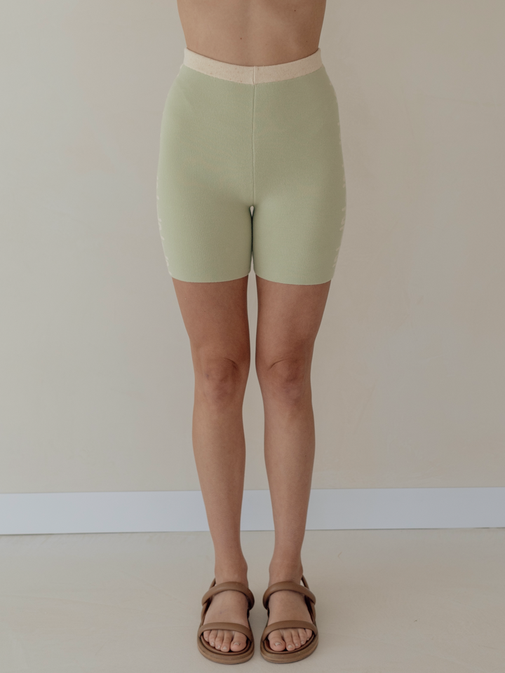 BIKE SHORTS | TALLOW (WOMEN'S)