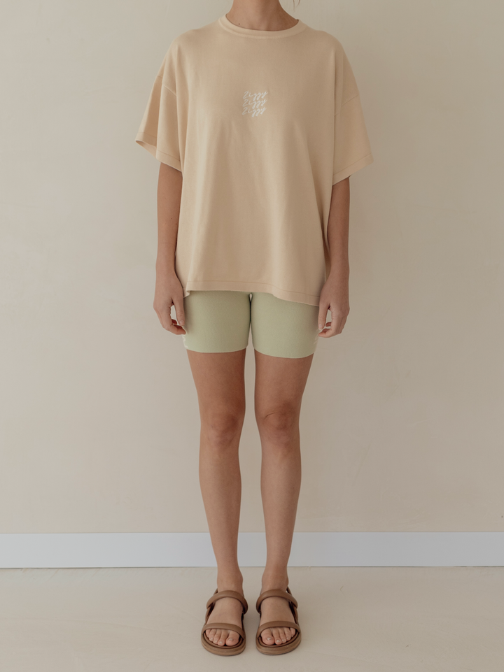 SIGNATURE TEE | BEECH (WOMEN'S)