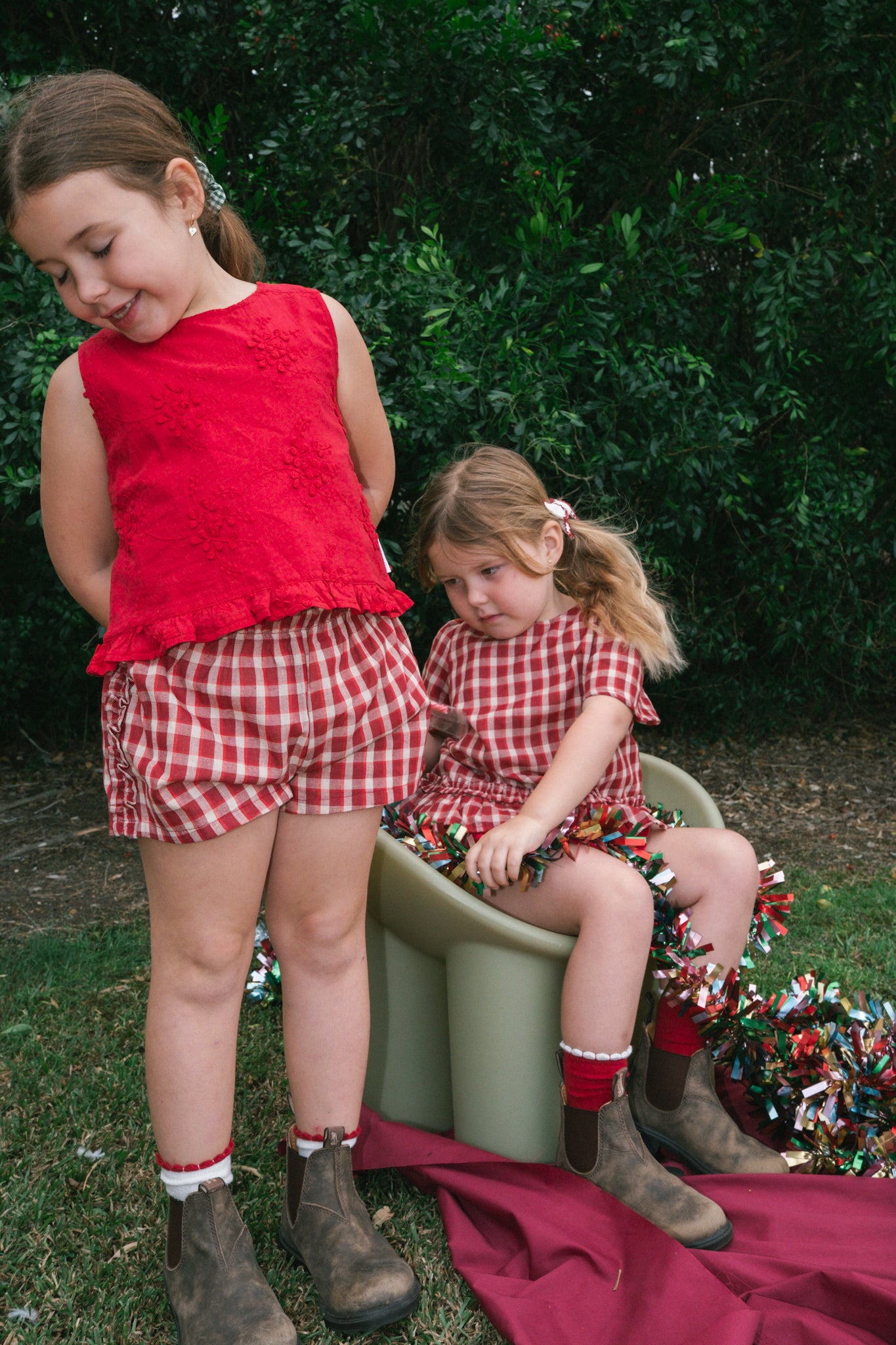 RUFFLE SHORTS MERRY