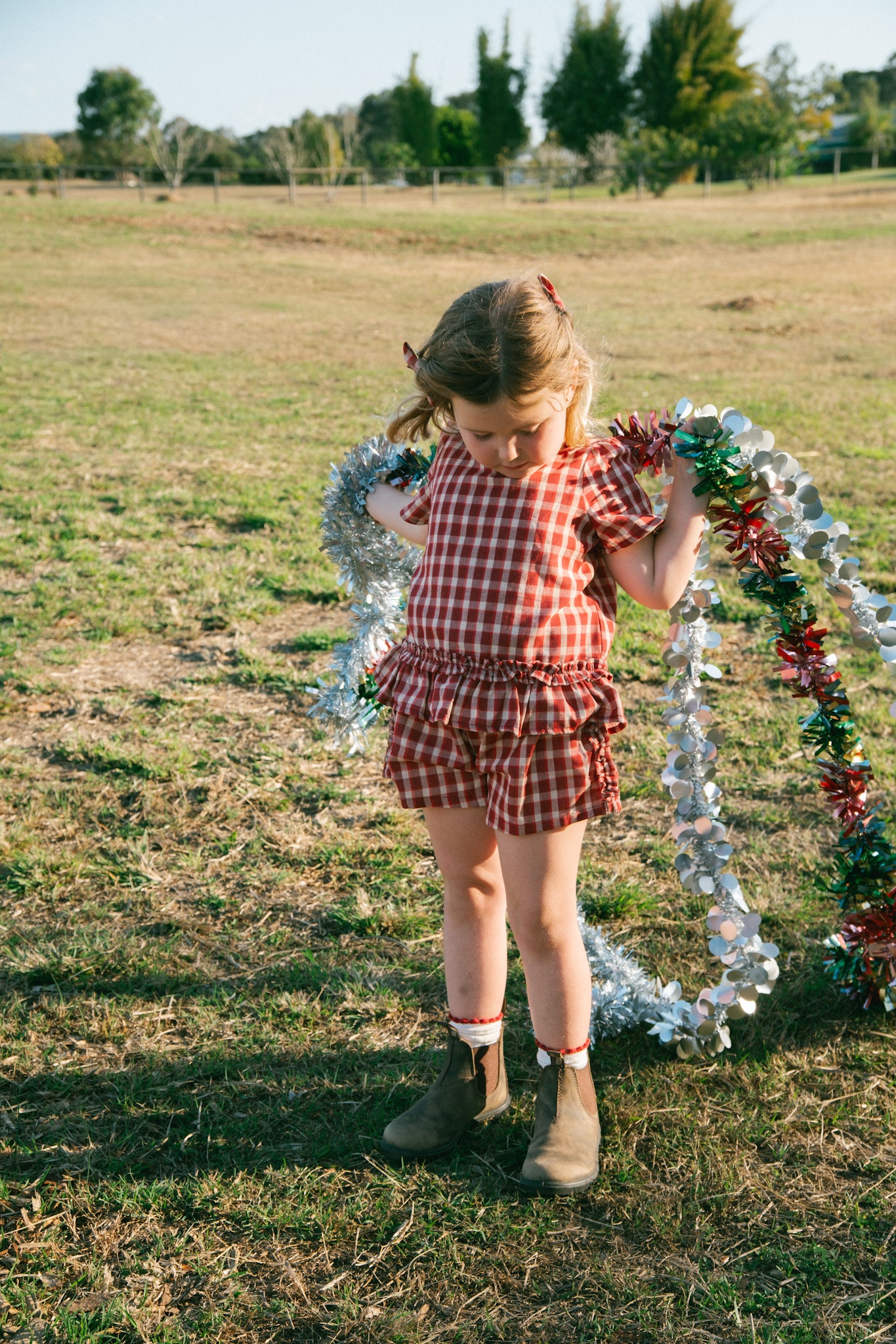 RUFFLE SHORTS MERRY