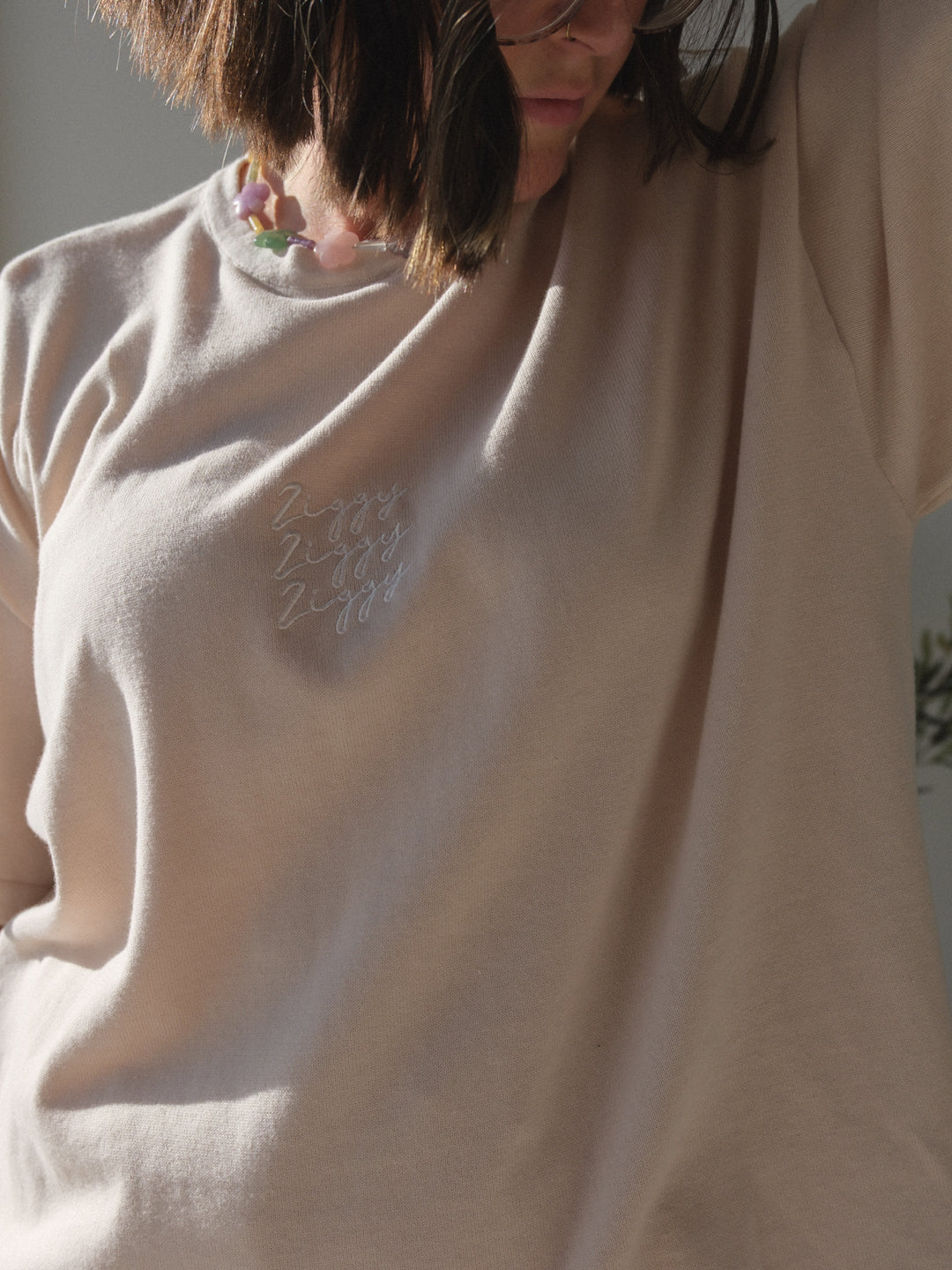 SIGNATURE TEE | COASTER (WOMEN'S)