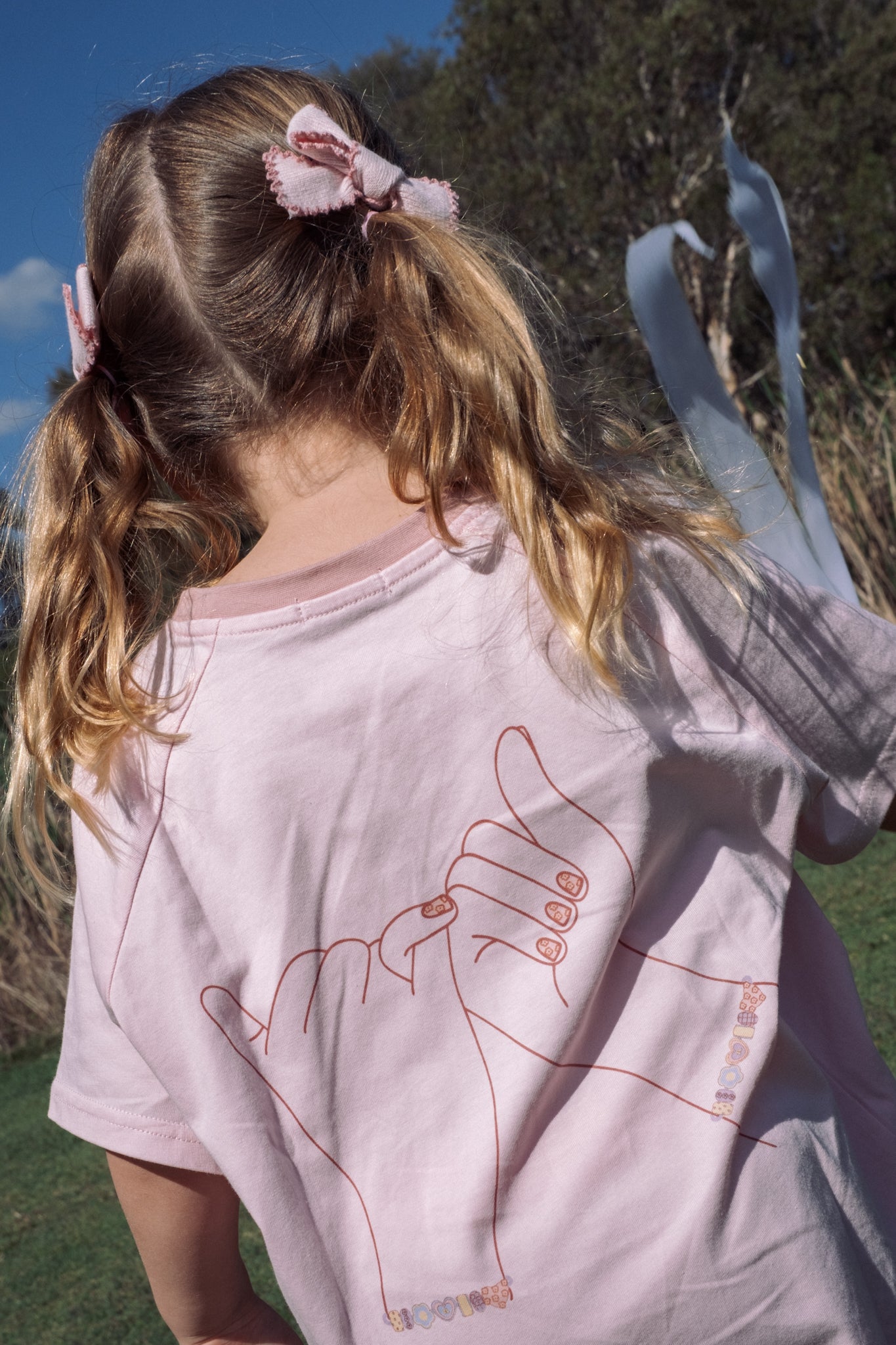 RAGLAN TEE PINKY PROMISE