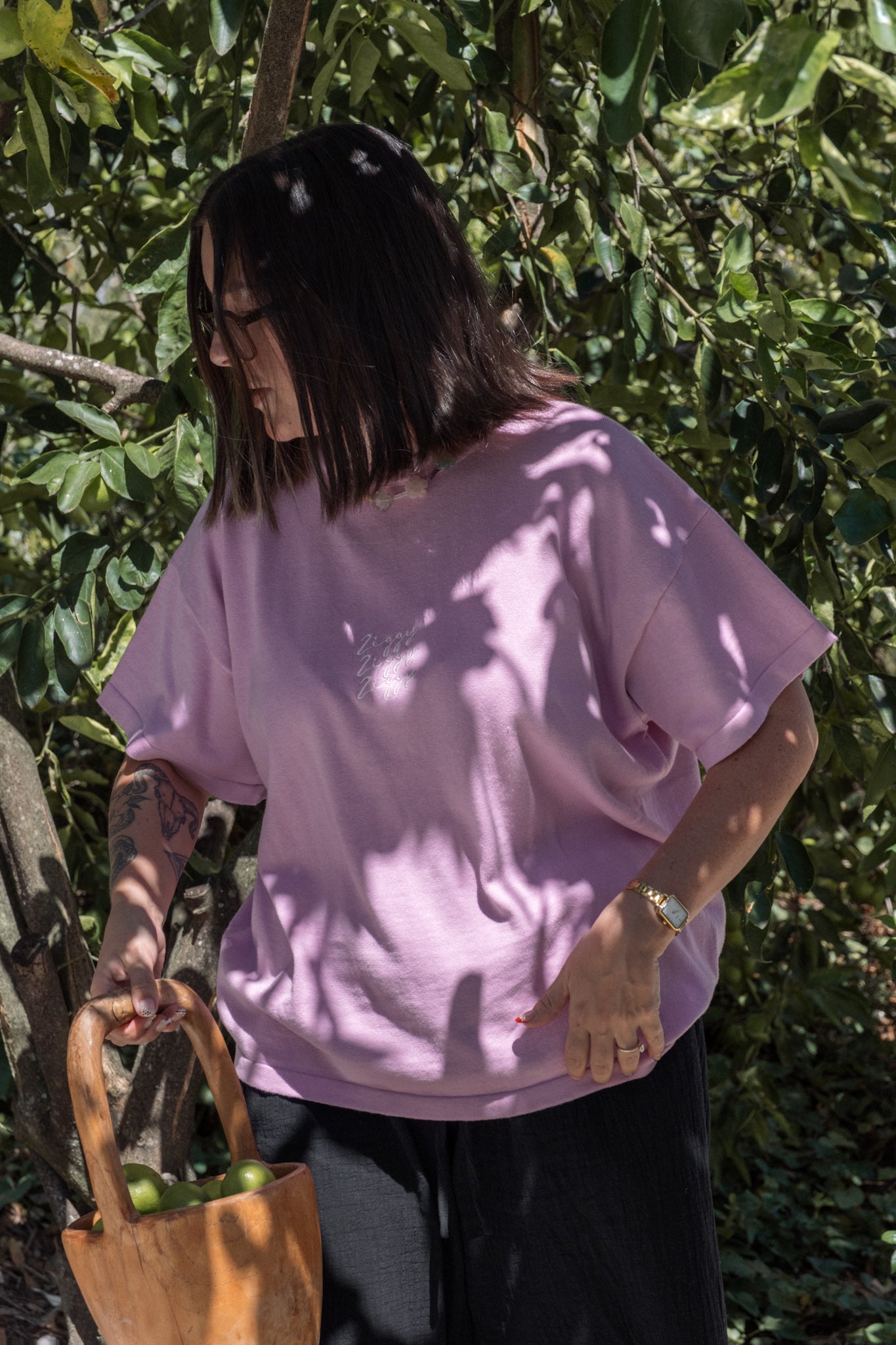 SIGNATURE TEE LILA (WOMEN'S)