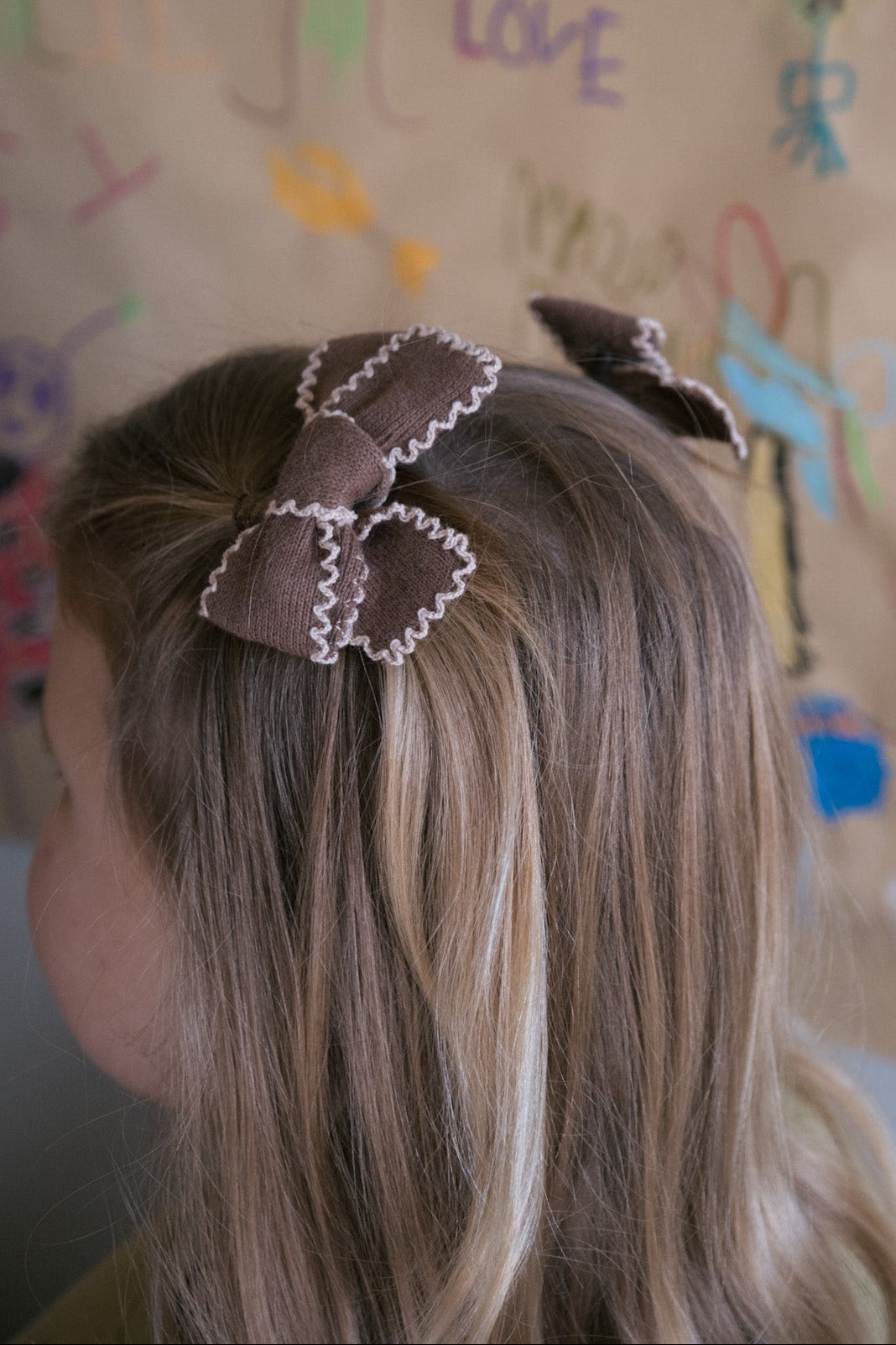 BOWS CHESTNUT LACE