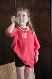 SIGNATURE TEE POMEGRANATE